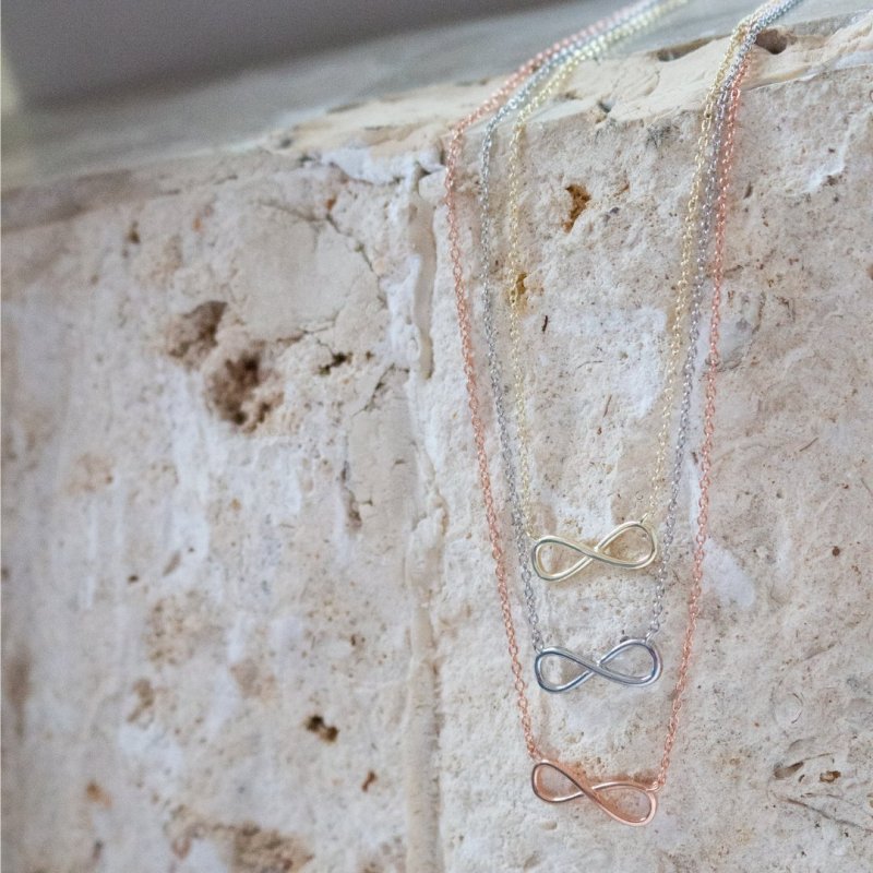 INFINITY NECKLACE