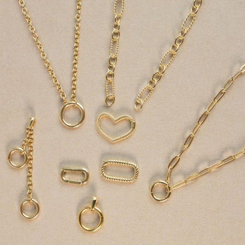 LUNA LOOP CHARM NECKLACE