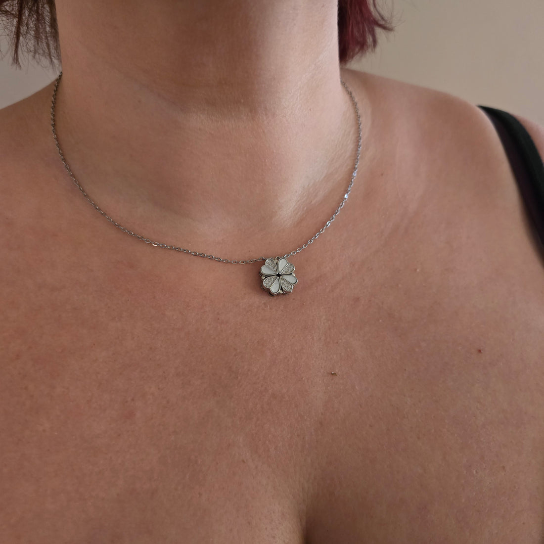 CLOVER BLOOM NECKLACE