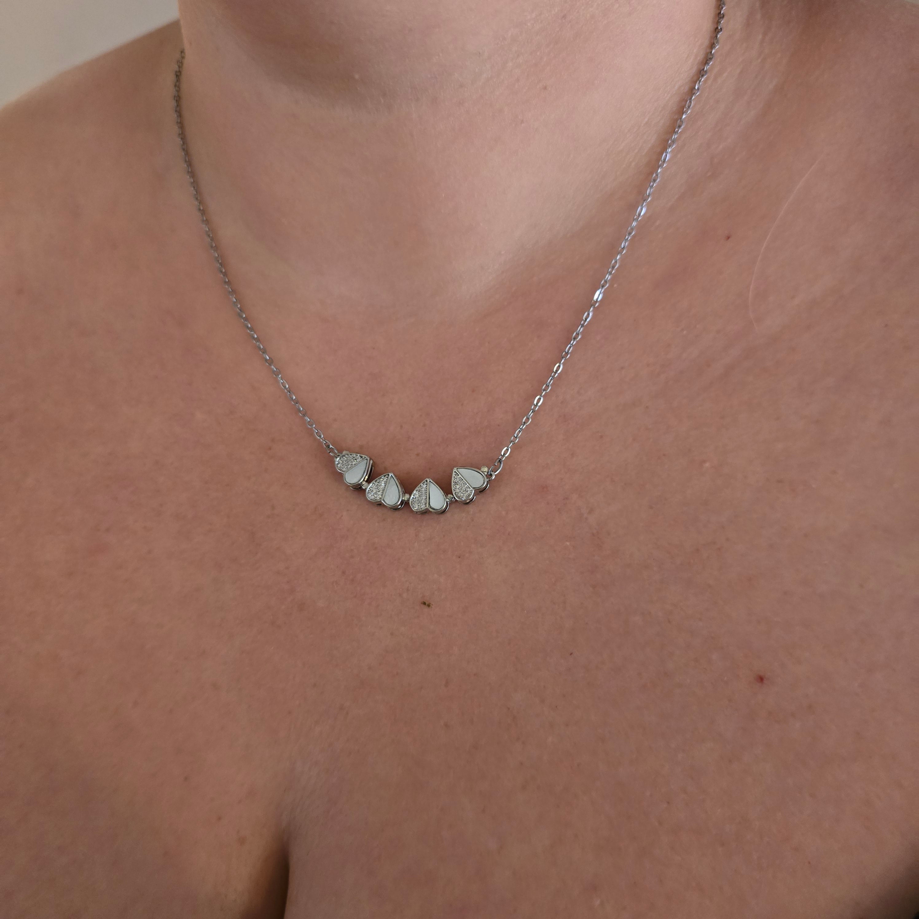 CLOVER BLOOM NECKLACE