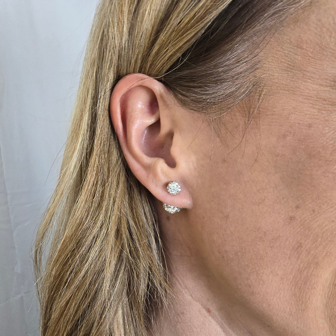 ROSETTE STUDS