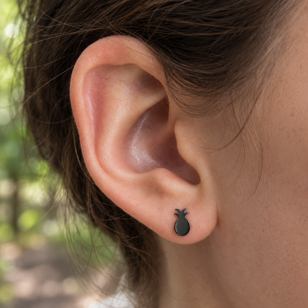 Pineapple studs