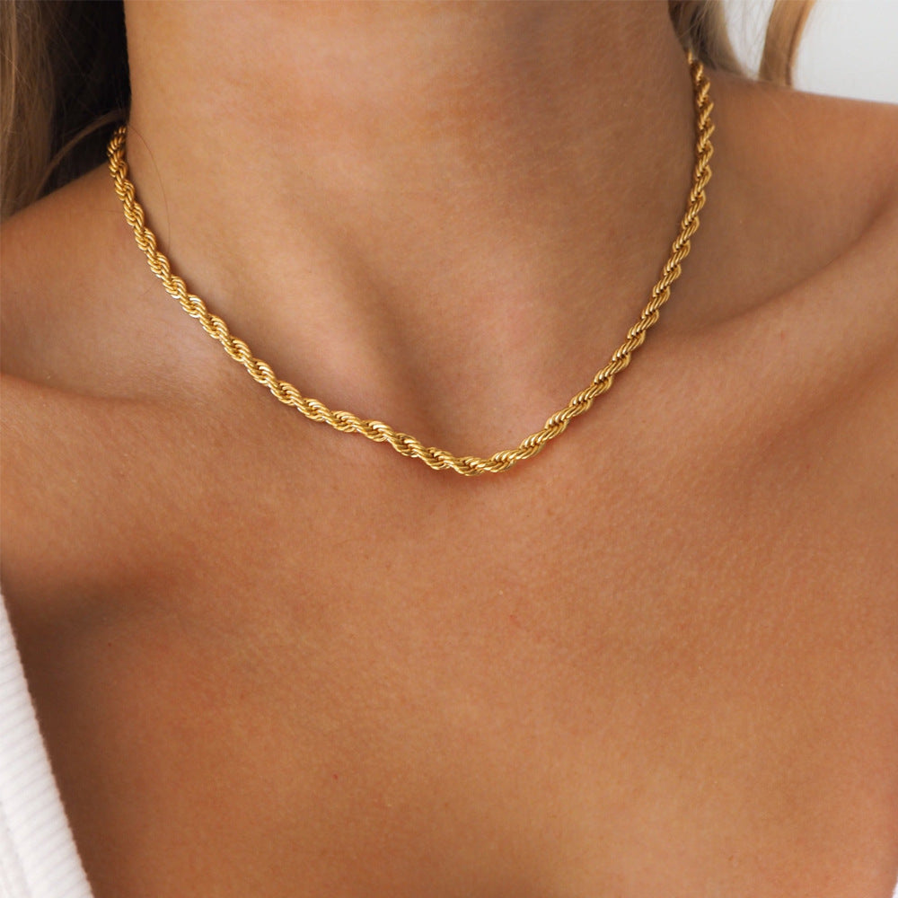 REBEL NECKLACE