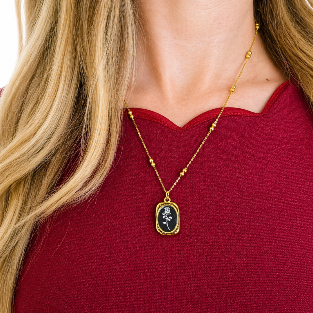 ROSIE NECKLACE