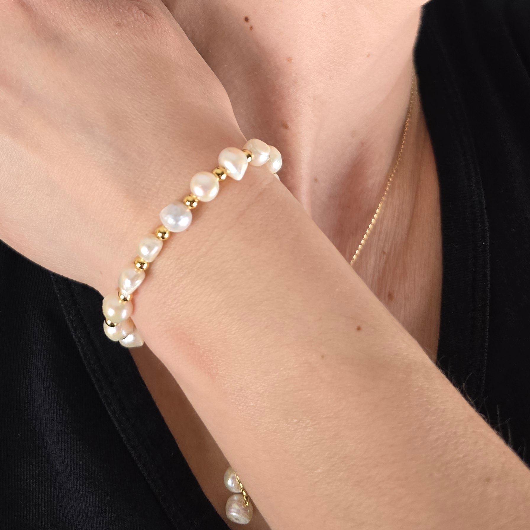 PEARL GLOW BRACELET