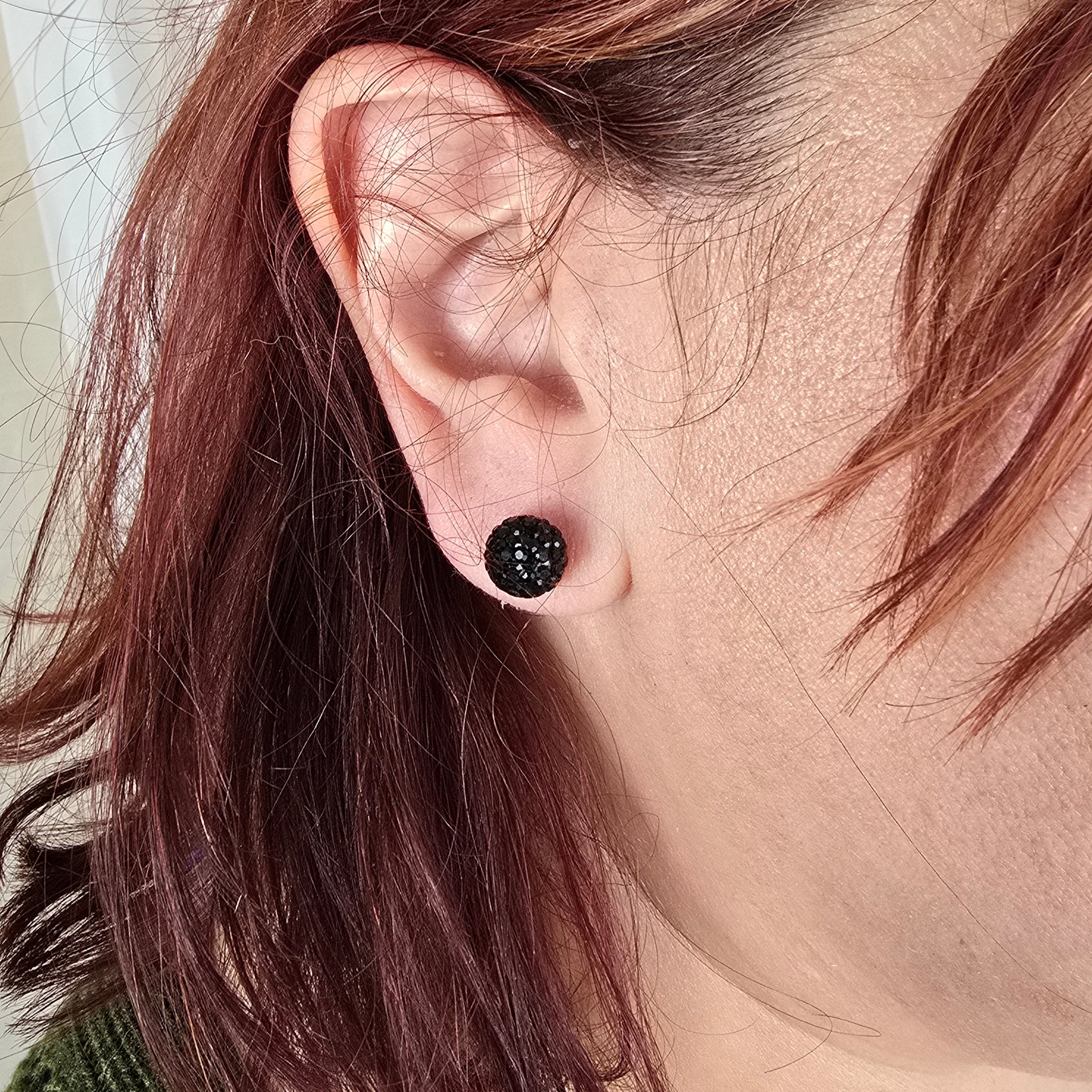 ROSETTE STUDS