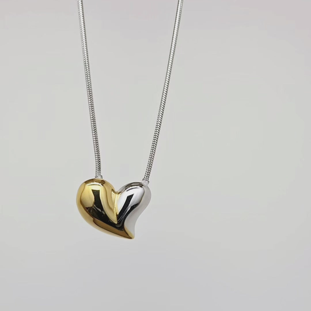 ANASTASIA NECKLACE