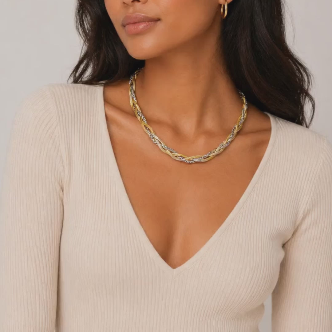 TWILIGHT TWIST NECKLACE